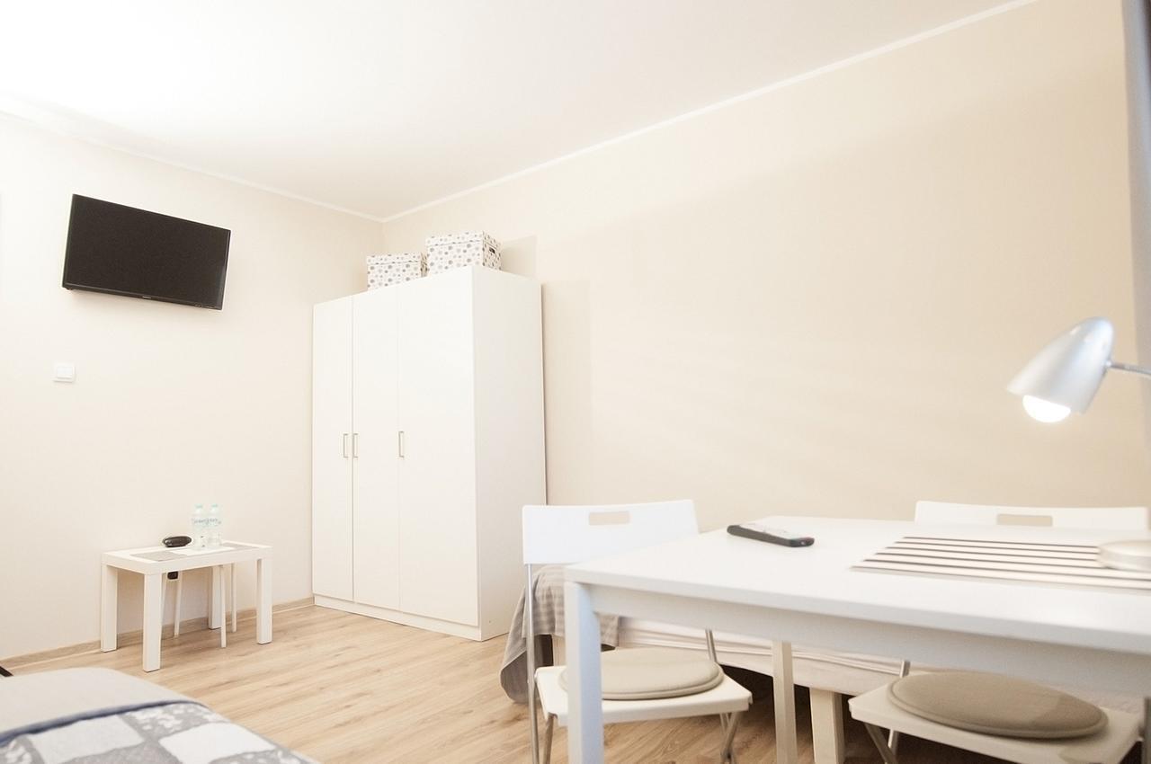 Apartamenty Na Debcu Poznan Ngoại thất bức ảnh